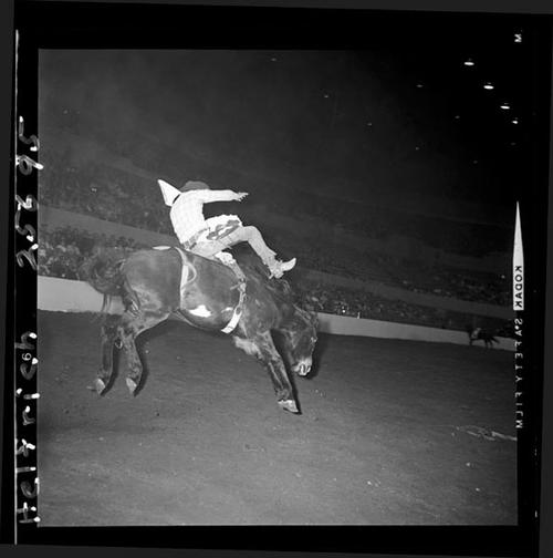 December 03, 1964 Nite, Rodeo; 3rd Round BB