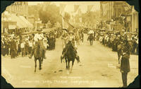 Frontier Days Parade, Cheyenne, Wyo., Mr. Davis, Miss Wyoming, Gov. Carey