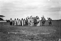 Assiniboines Indianes Wolf Point Stampede