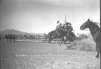 Russell Lasater on "Tipperry" Cody Stampede