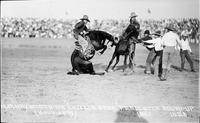 H.R. Hayworth on "Chillie Bean" Pendleton Round-Up