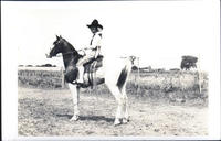 Bonnie McCarroll posed on horse