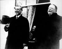 Wilson and Taft standing side by side at the White House
