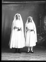 Catholic Communicants. [Single portrait of two young Females]