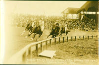 Girls Relay Race, Pendleton Round-Up, 1925