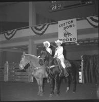 [Possibly Mary Louise & Junior at the Cotton Bowl]