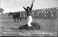 Mable Strickland roping steer at Garden City