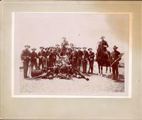 [Spanish-American War Signal Corps unit with African-American soldier]