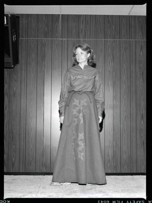 contact print available