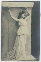 [Woman posed in ancient Greek costume] 119/2