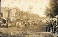 Gov. Stewart leading parade, Miles City Round-up July 3, 4, 5, 1913