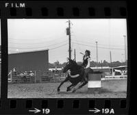 Linda Robbins Barrel racing