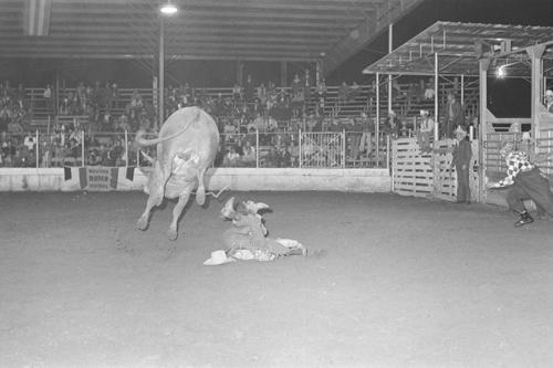 Pine Bluff, Roll F, 09-23 to 25-1975