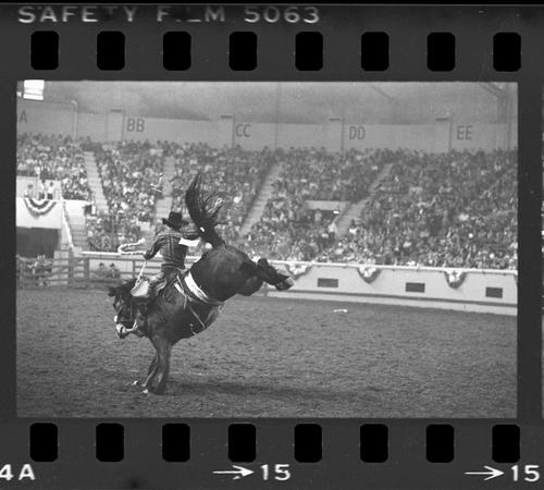 NFR, Oklahoma City, Roll C, 1st Perf.