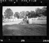 Petsie Eberhart Barrel racing, 16.1 Sec