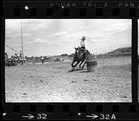 Marilyn Jolly Barrel racing