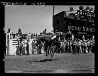 Leonard McCravey on Showboat